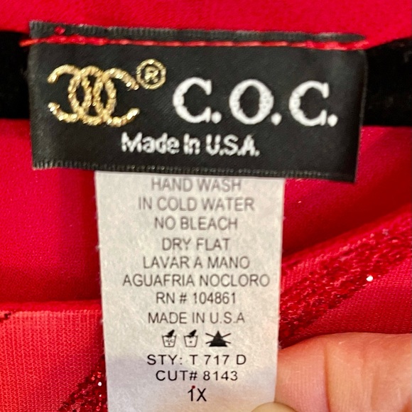 Womens Red Sequin Poncho Top Size 1X Holiday's Festive (D-45) - Picture 3 of 4